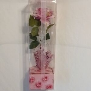 Pink Rose Gift Box with Decorative Accents